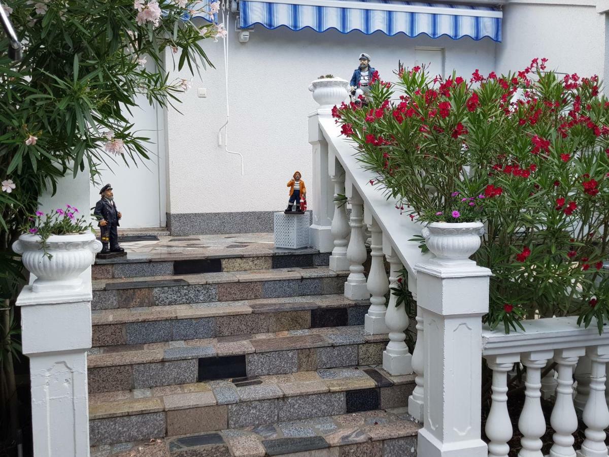 קלנוביצה Villa Lara מראה חיצוני תמונה